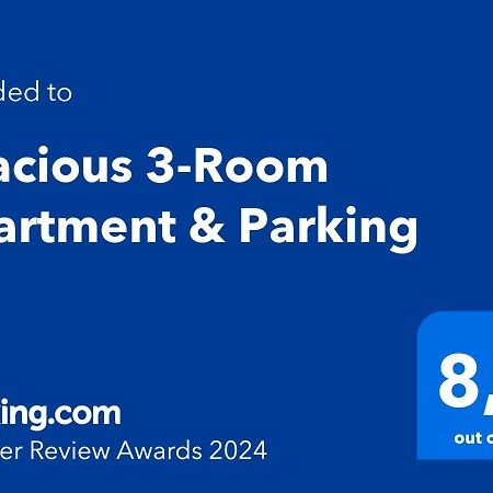 Spacious 3-Room Apartment & Parking リガ エクステリア 写真